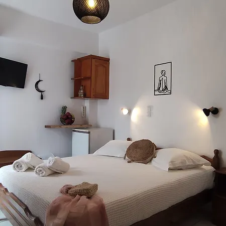Kapetanos Apartment *